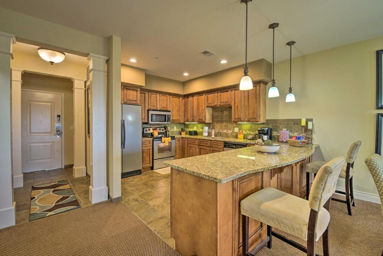 Inviting Branson Condo With Outdoor Dining Area Exteriör bild