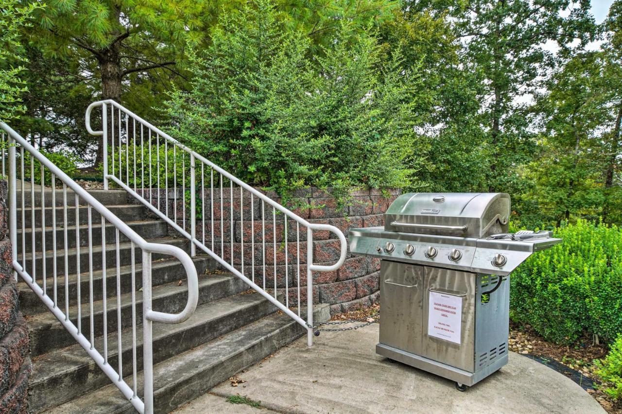 Inviting Branson Condo With Outdoor Dining Area Exteriör bild